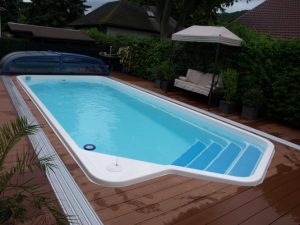 Piscina de poliester instalada 1