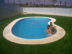 piscina prefabricada tamaño infantil