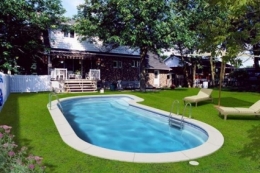 Piscina fabricada poliéster